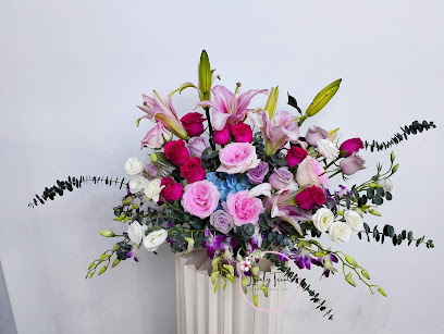 Lovely Treats Sammy Floral & Gift