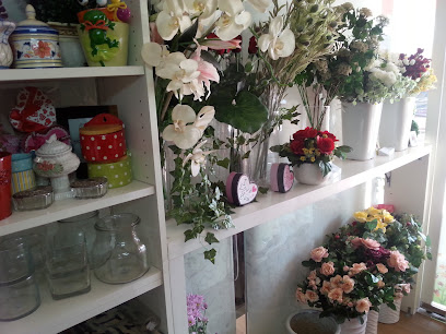 Love Floral & Gift