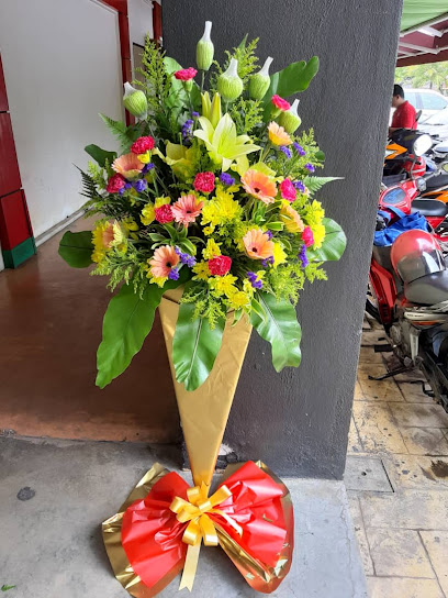 Helen Florist