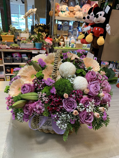 Faye's florist & gifts