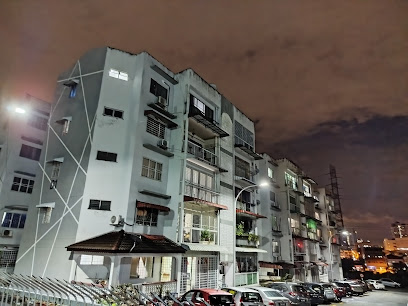 Lily & Rose Apartment