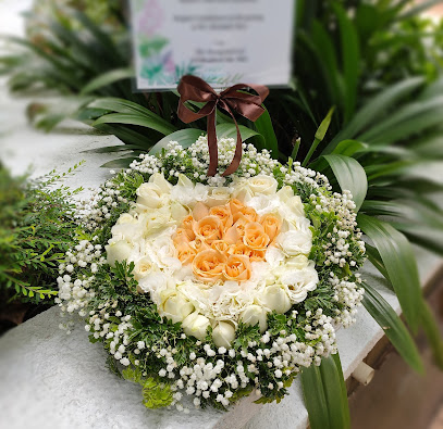 Summer Fresh Florist & Gifts
